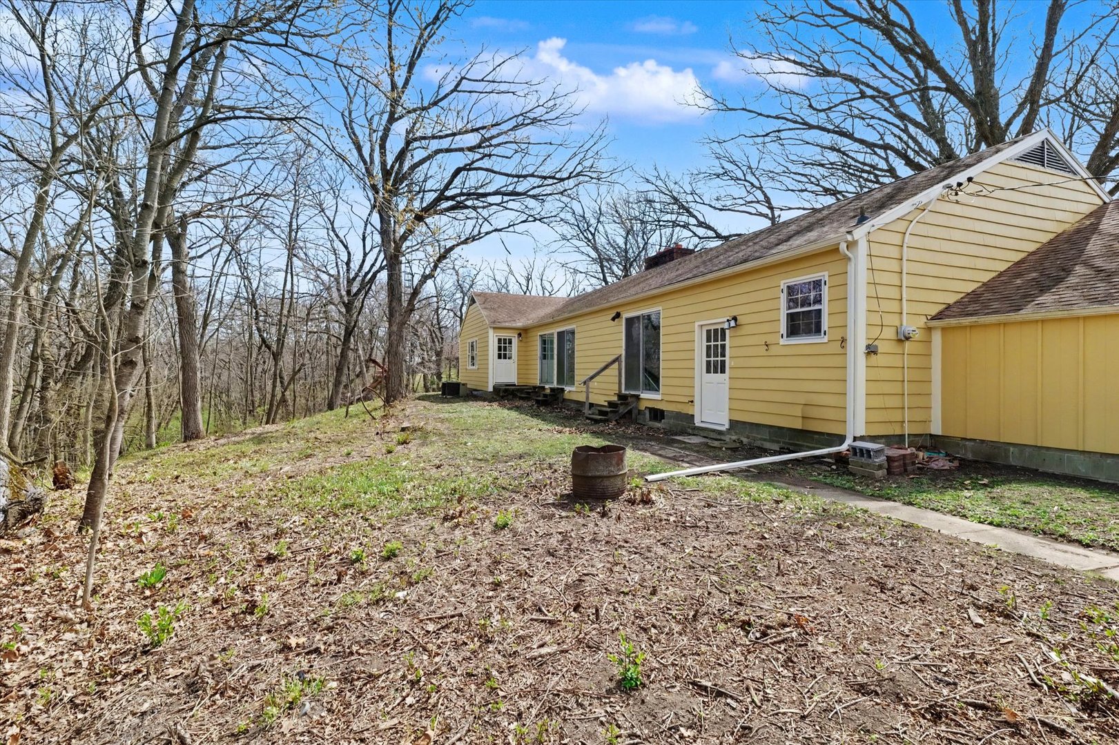Property photo 35