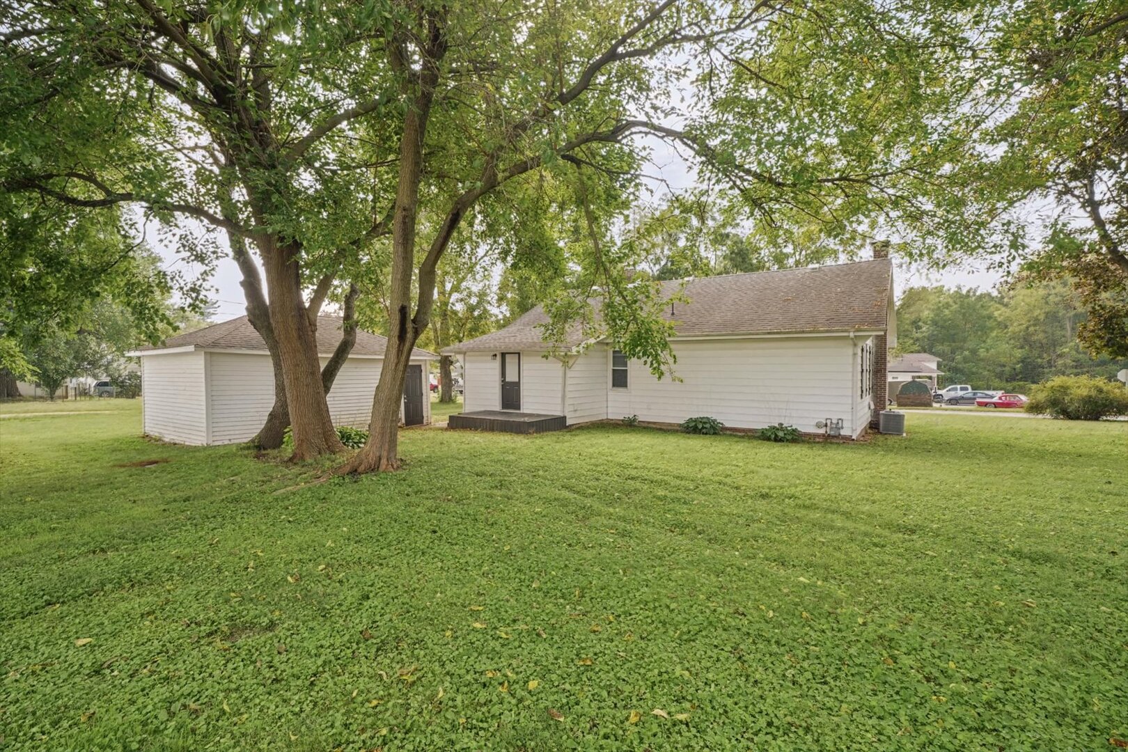 Property photo 35