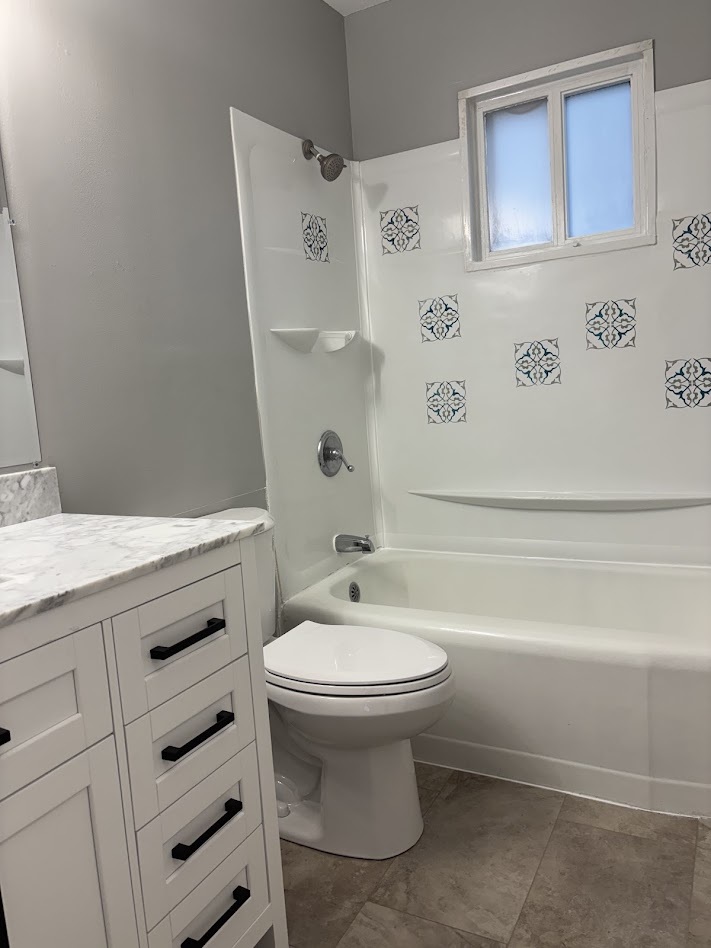 Photo 9 of 1081 Eastview Drive