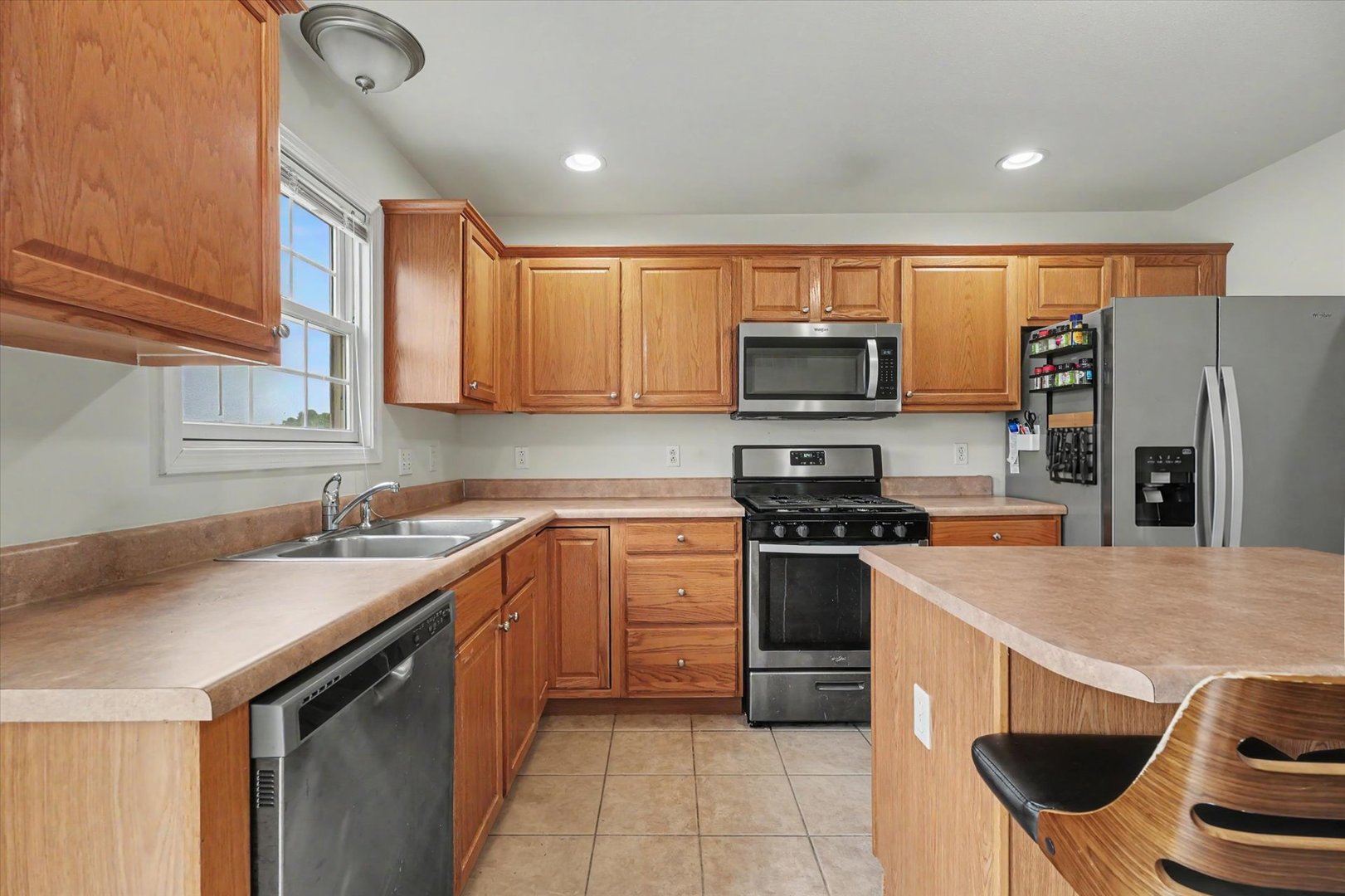 Photo 8 of 2508 Windward Boulevard