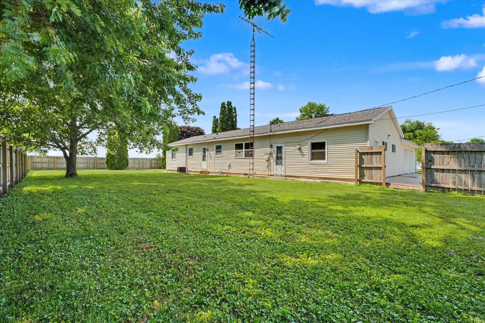 Property photo 32