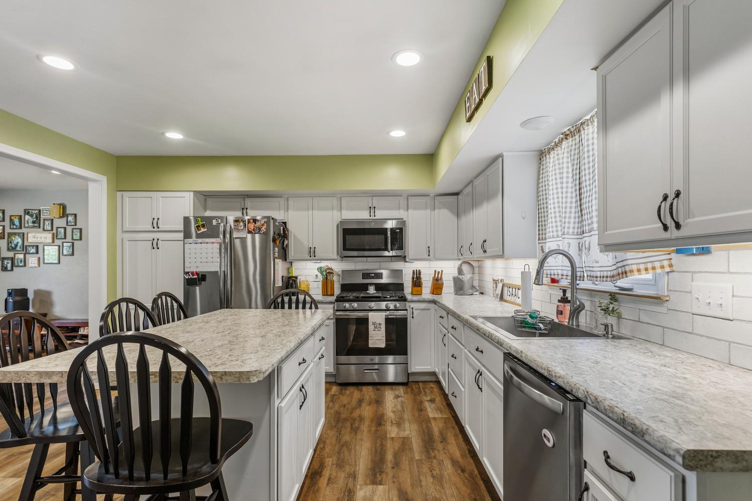 Property photo 8