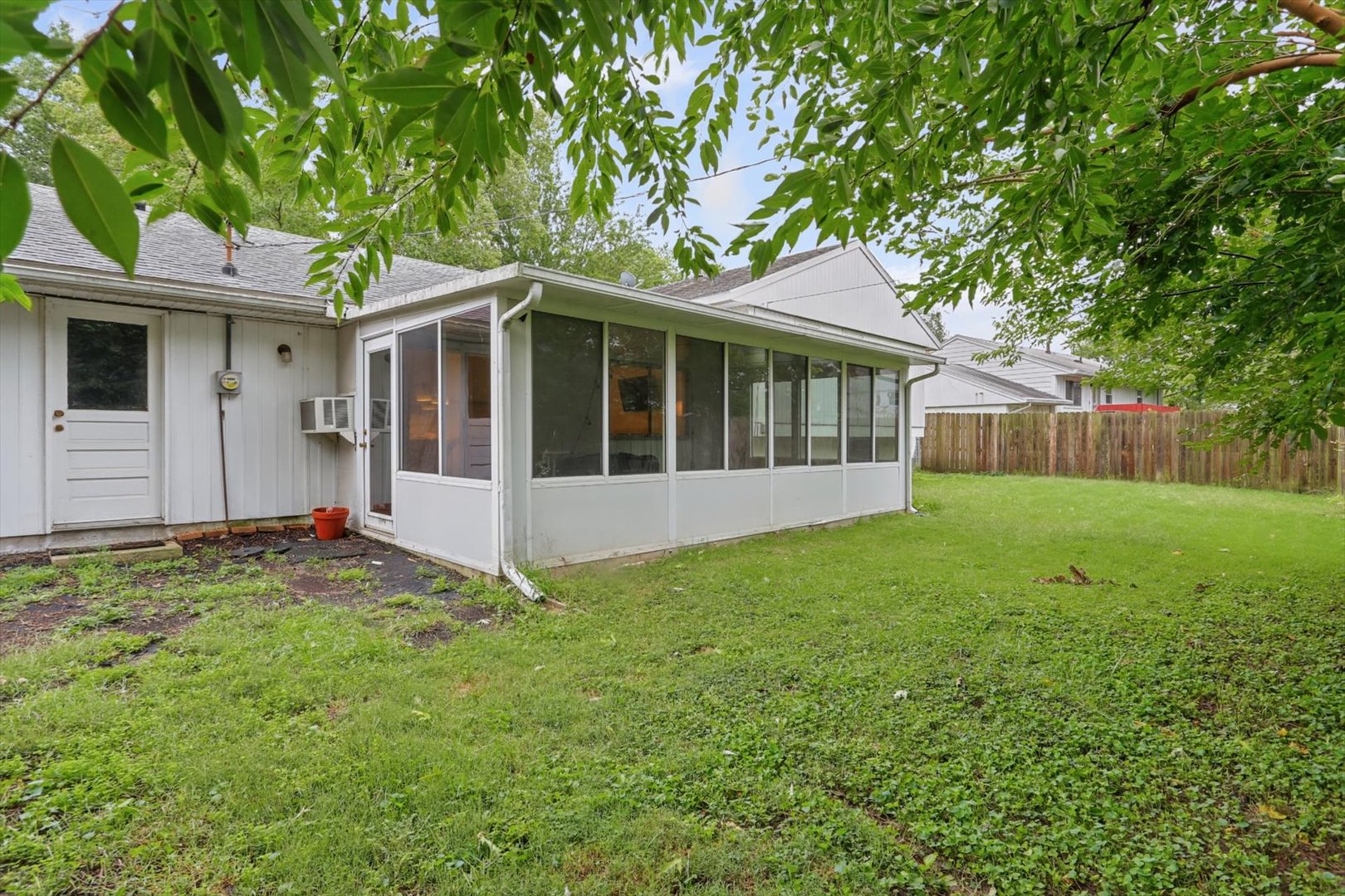 Property photo 33
