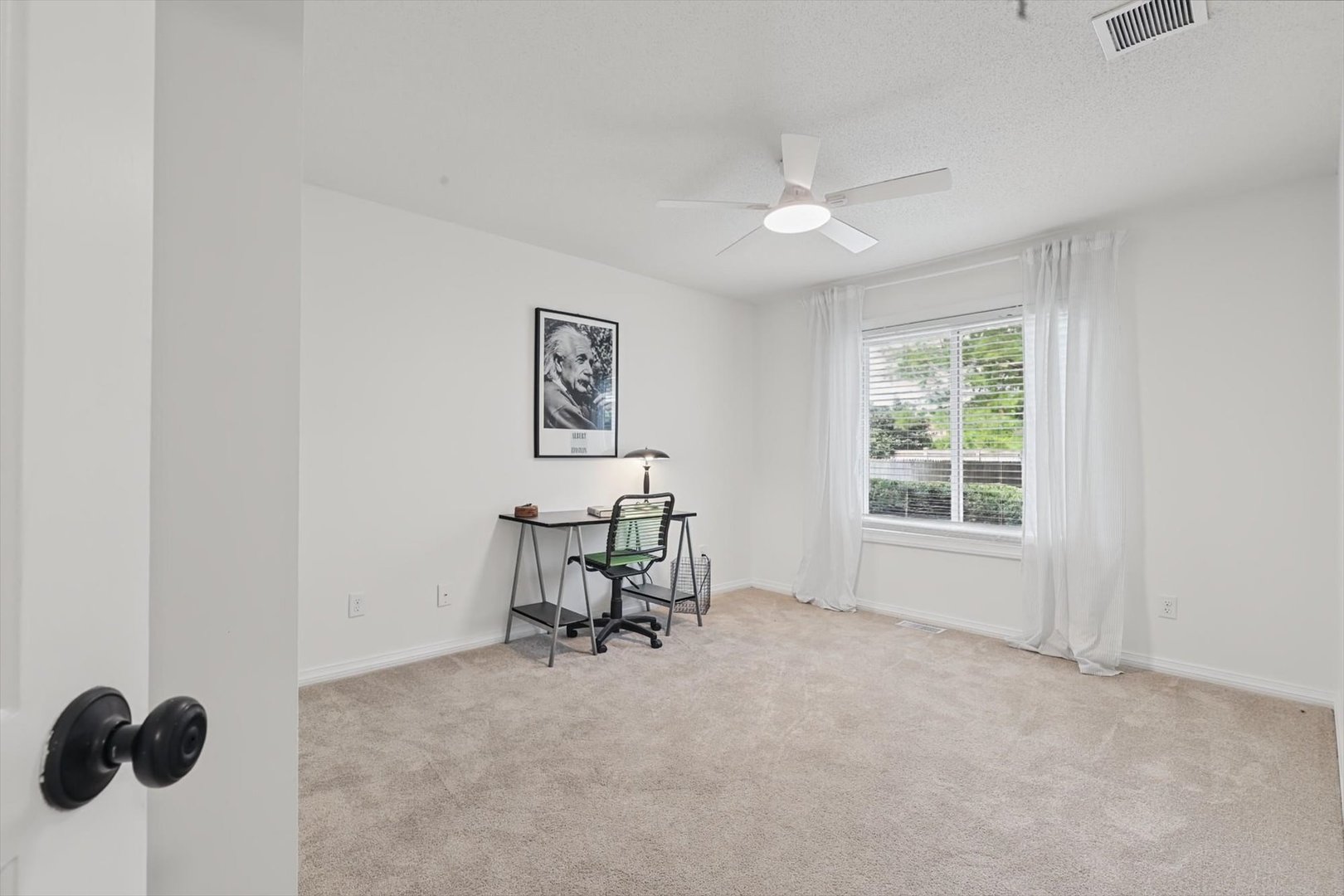 1st floor bedroom perfect for office or guests, co