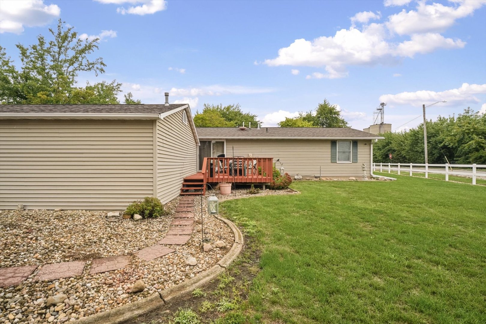 Property photo 38