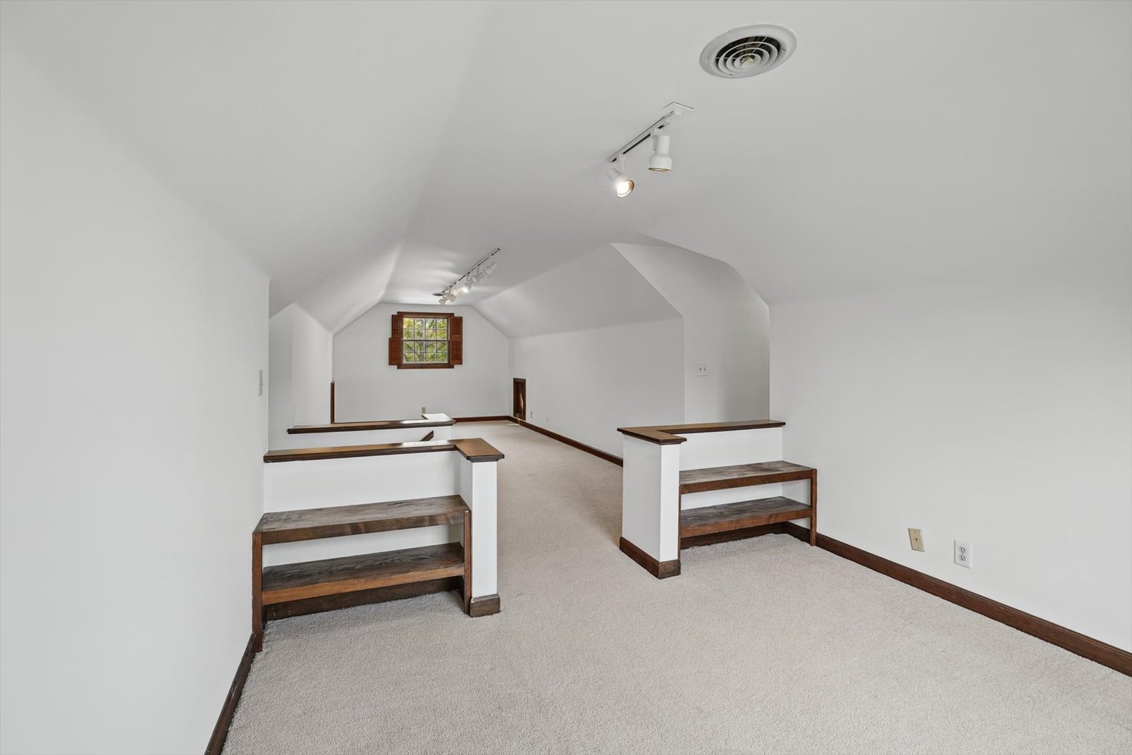 Property photo 70