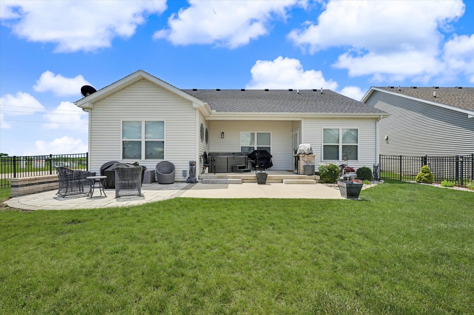 Property photo 40