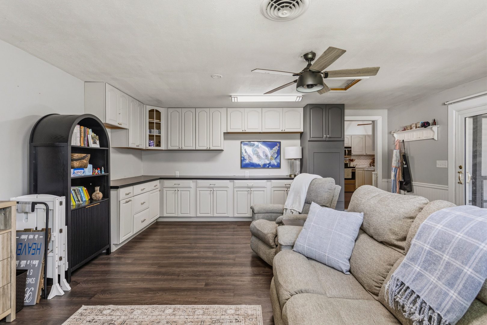 Property photo 28