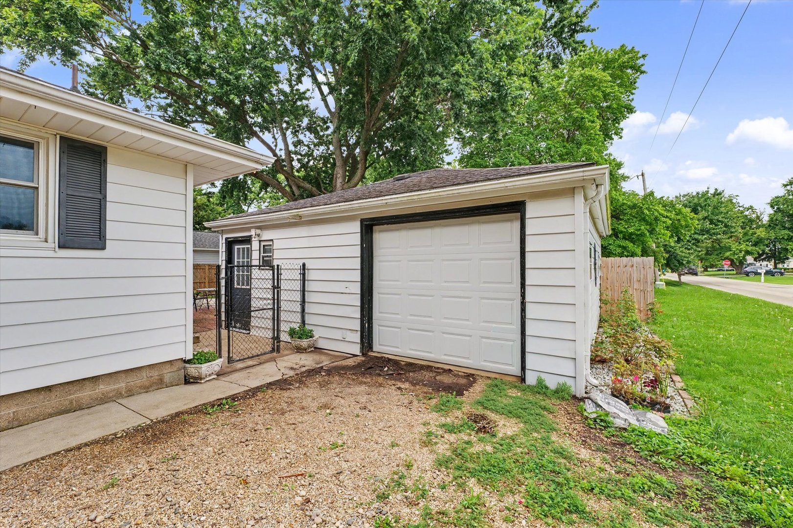 Property photo 25