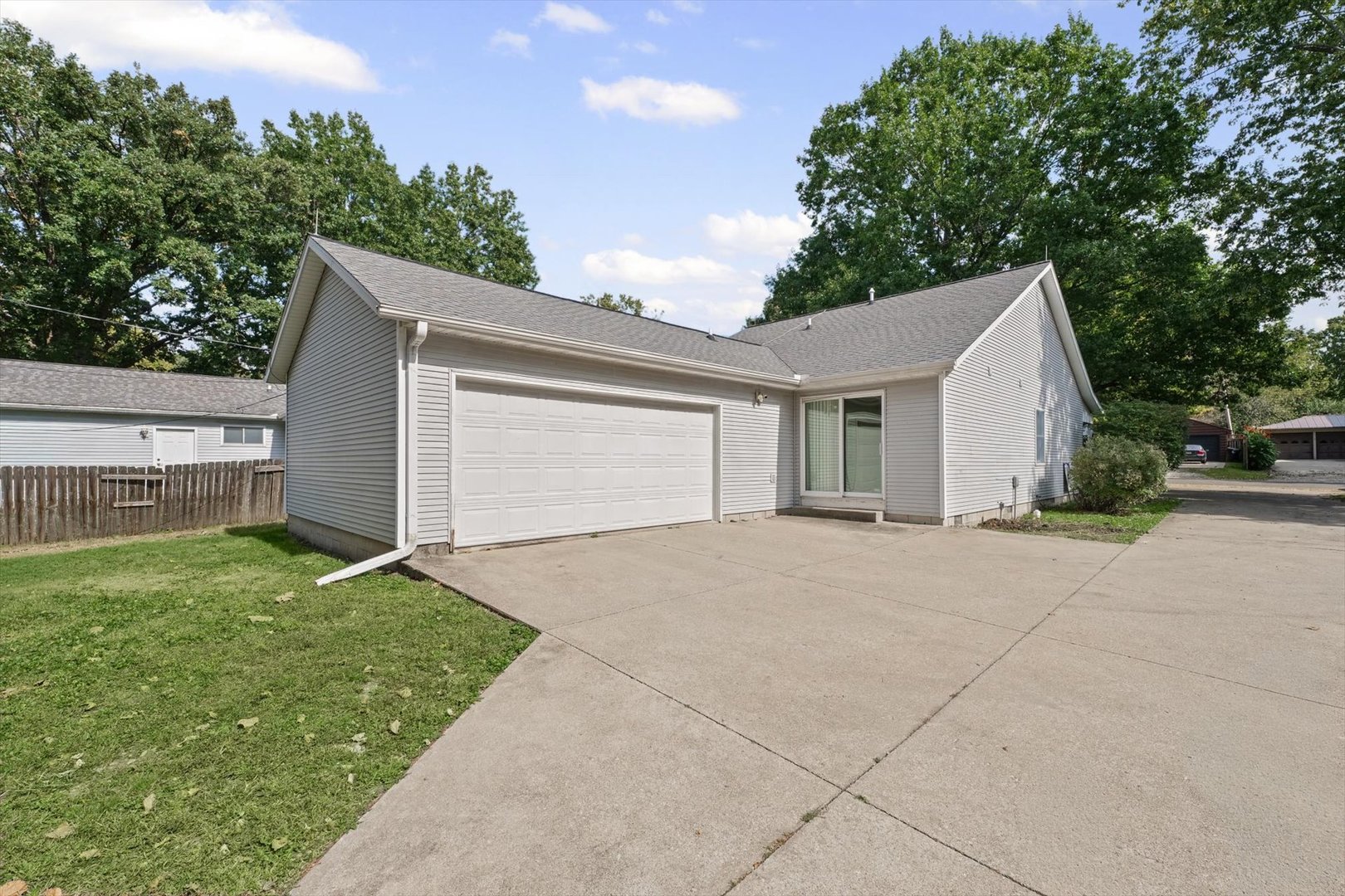 Property photo 35