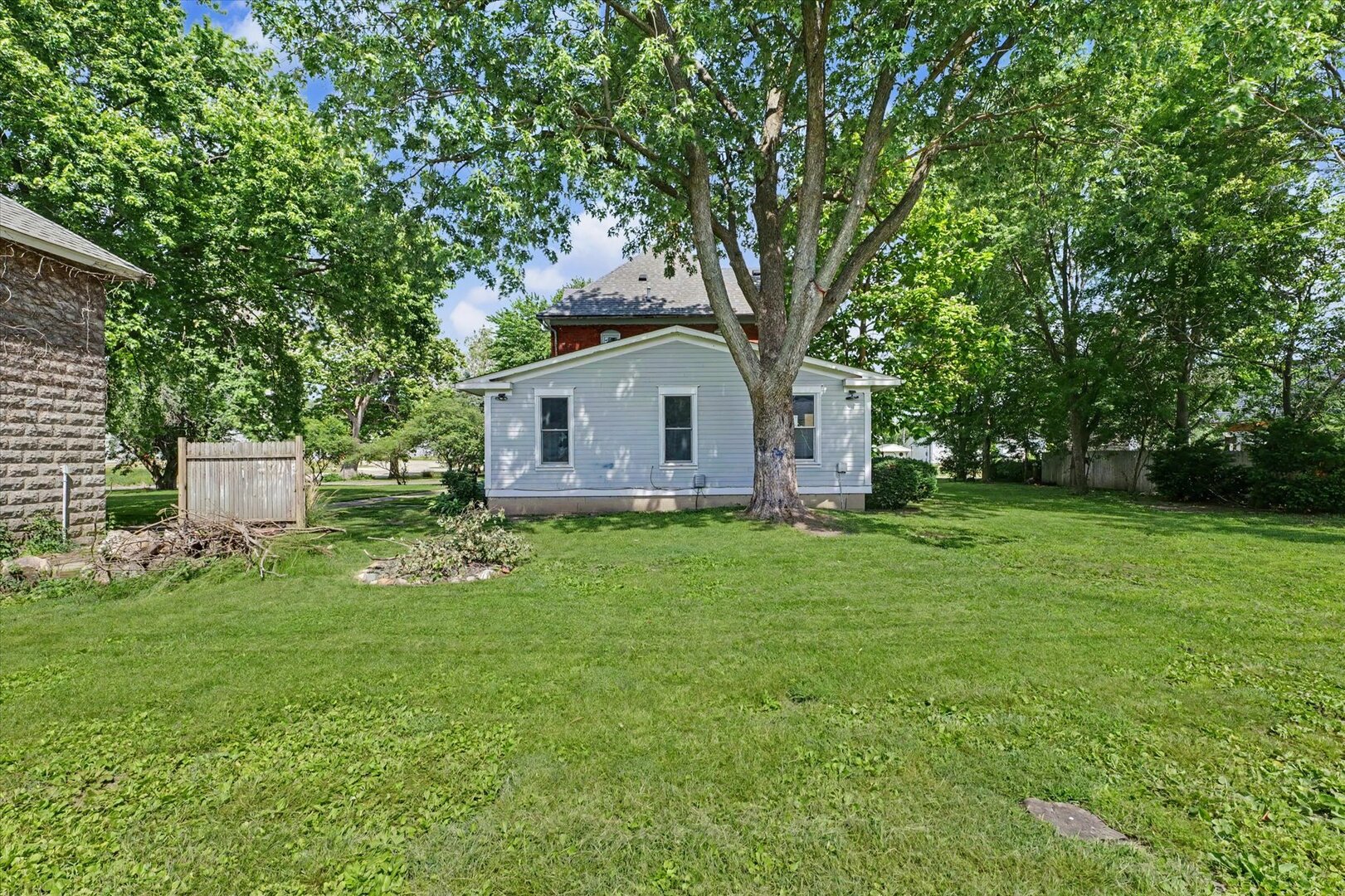 Property photo 36