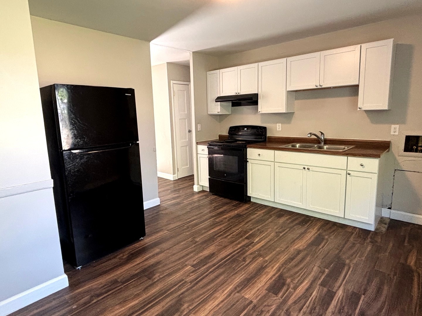 Photo 5 of 1113 Austin Drive