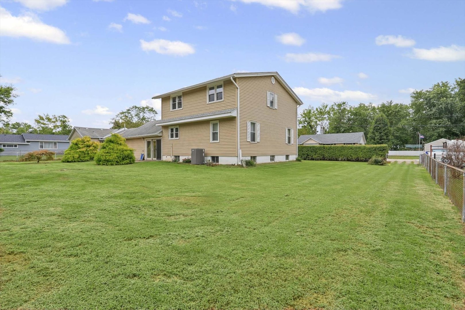 Property photo 32