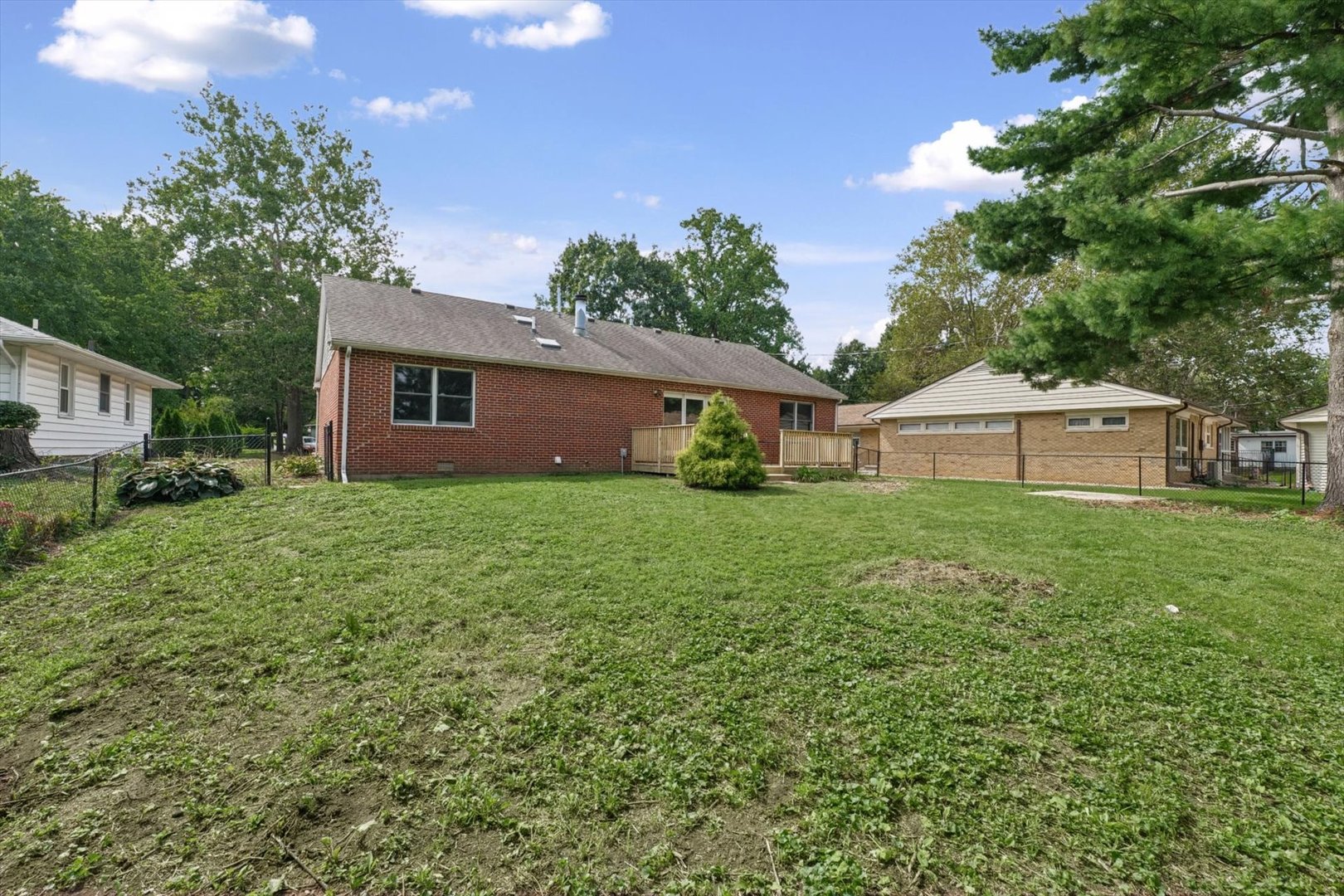 Property photo 37