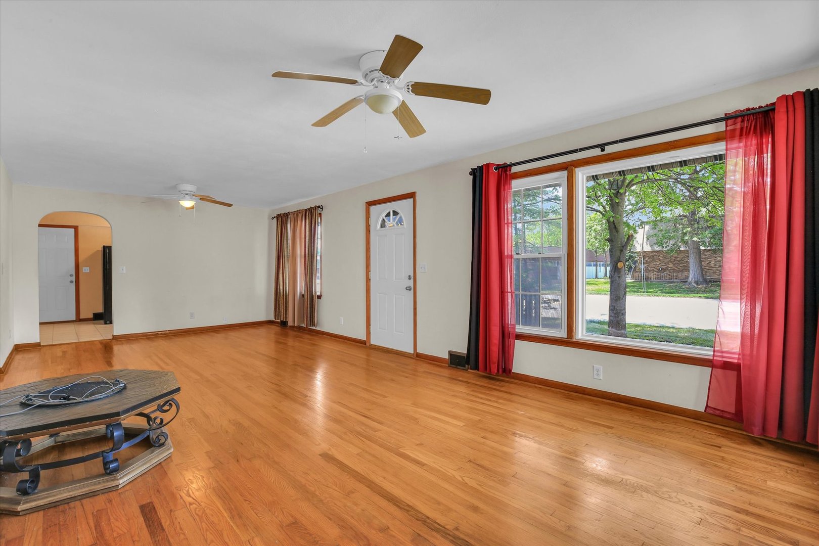Photo 7 of 1108 S Mattis Avenue