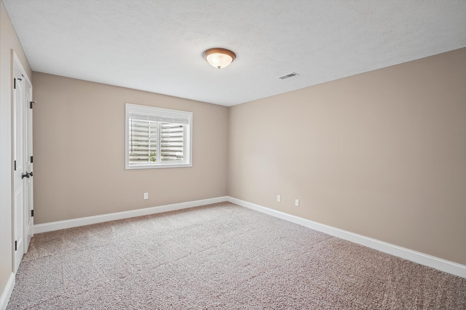 Property photo 57