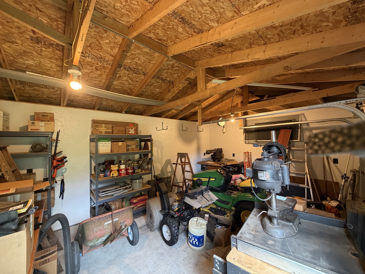 Property photo 34