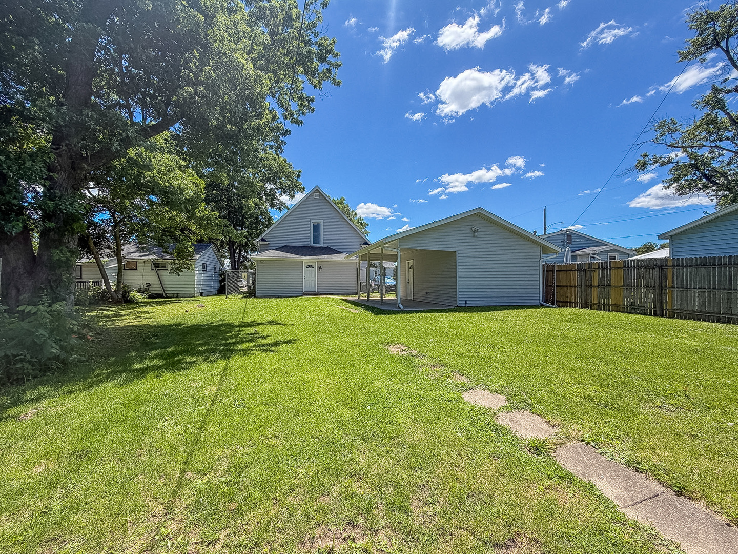 Property photo 38