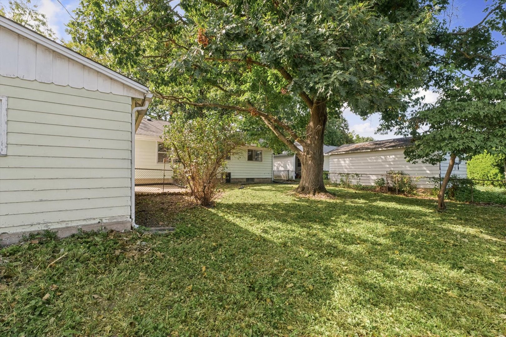 Property photo 25
