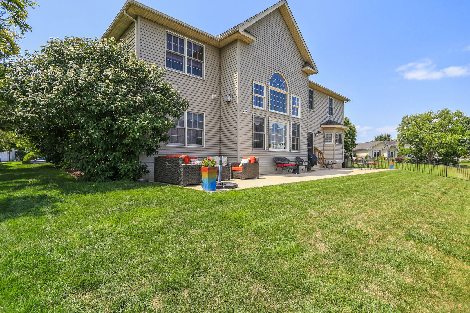 Property photo 63