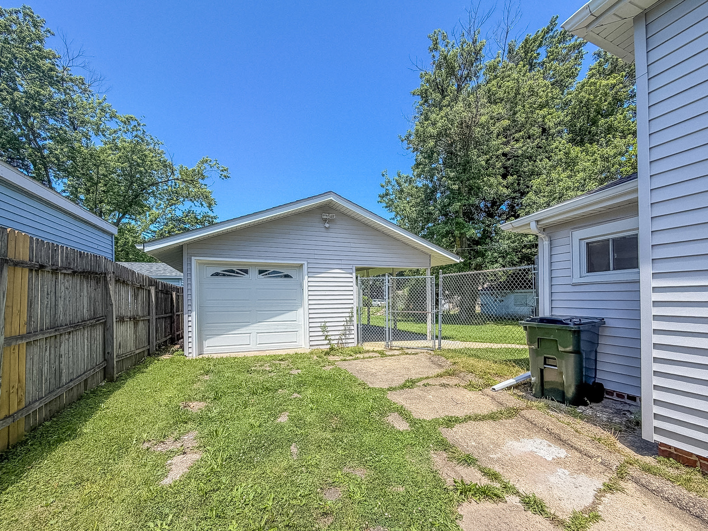Property photo 40