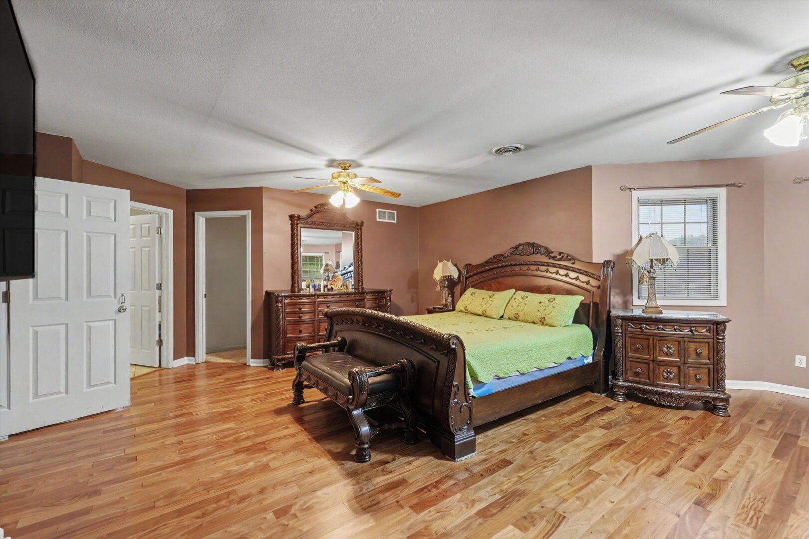 Property photo 28