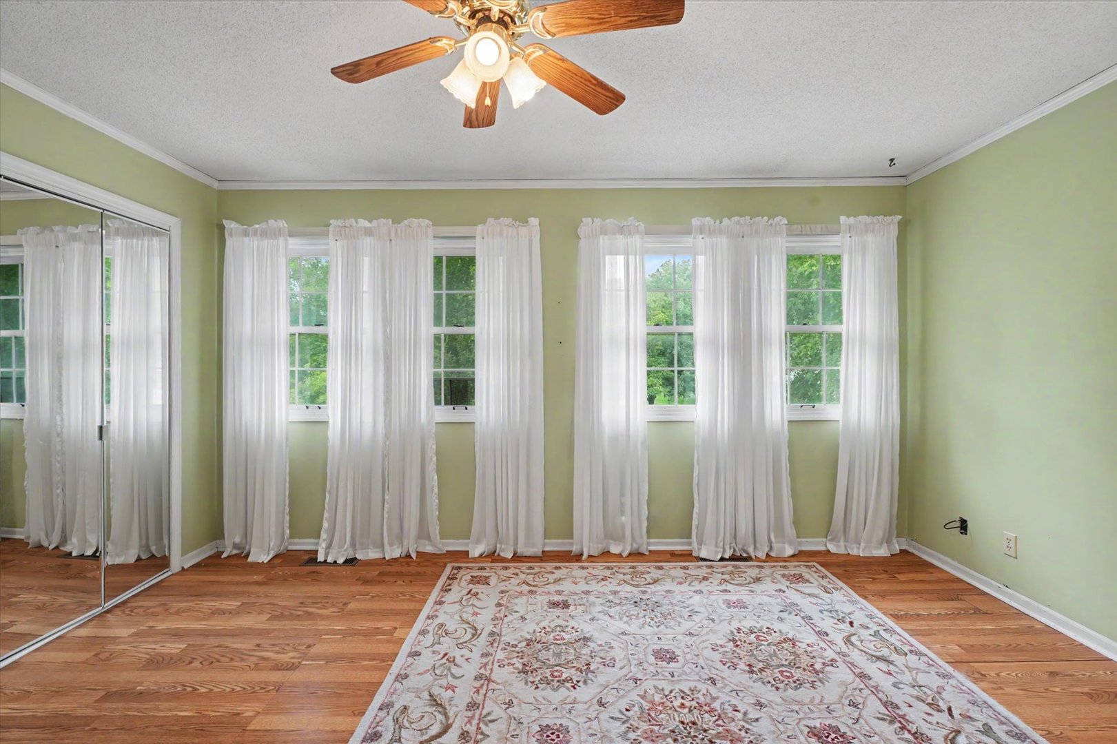 Property photo 32