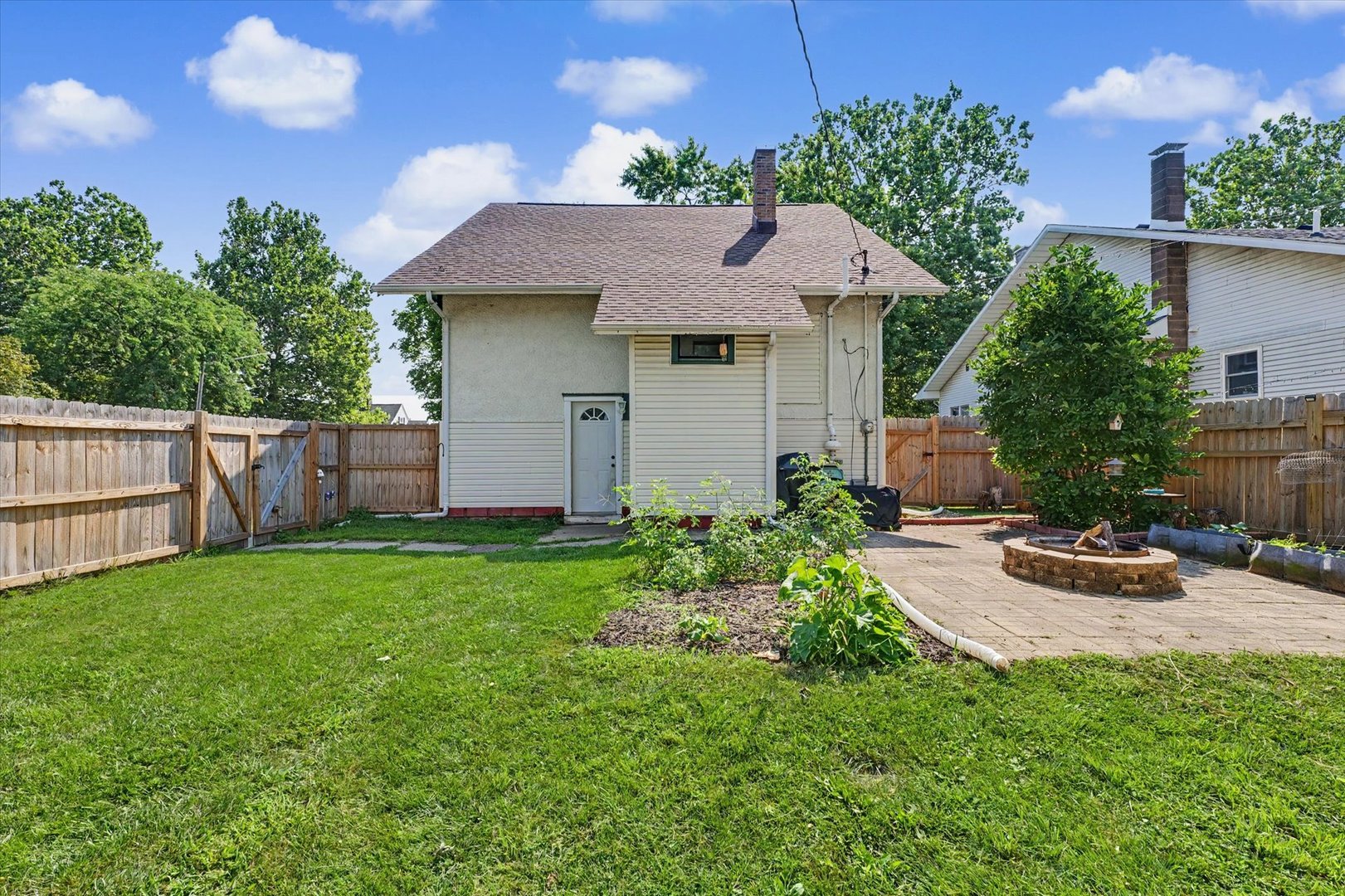 Property photo 33