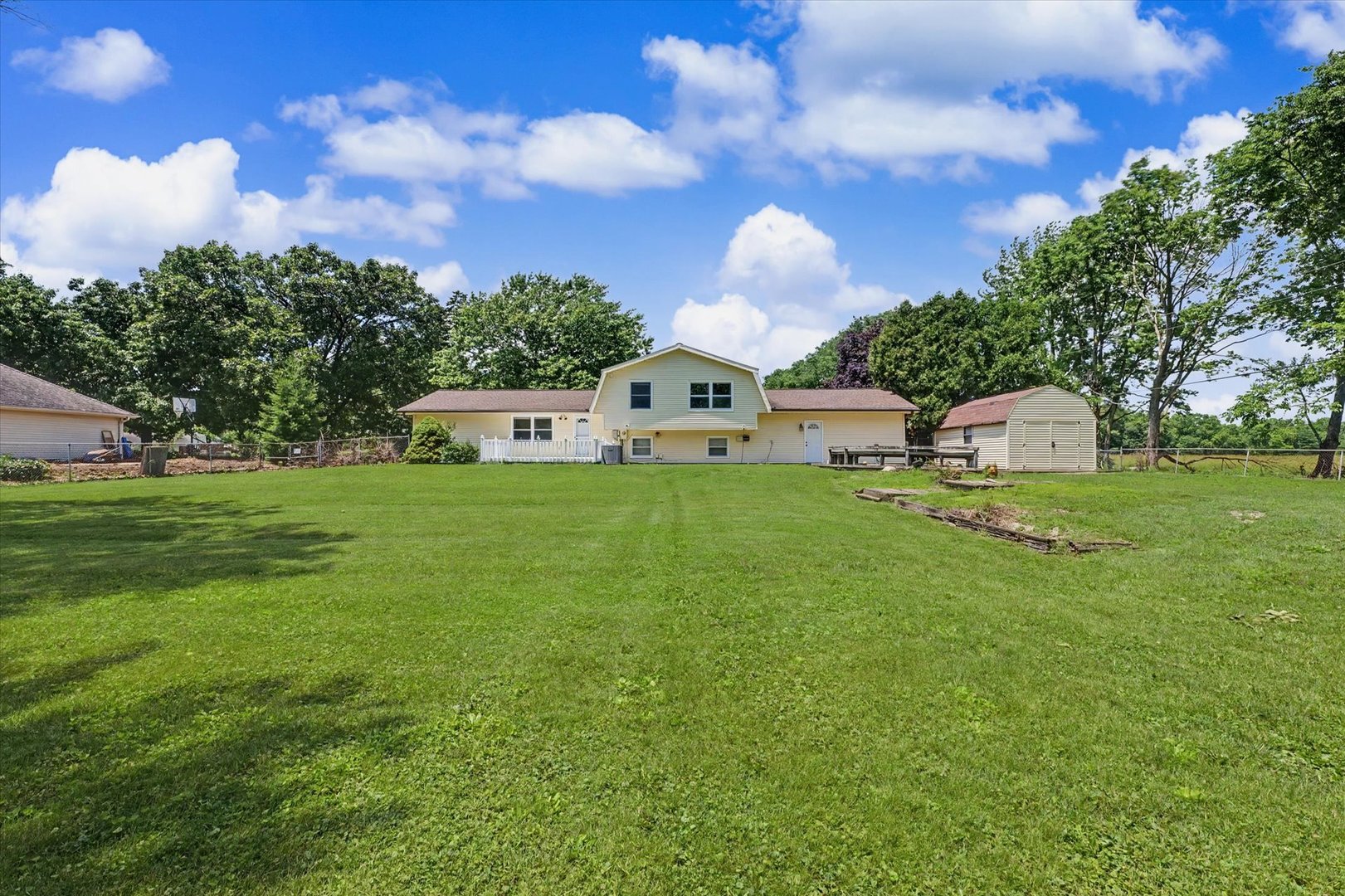 Property photo 34