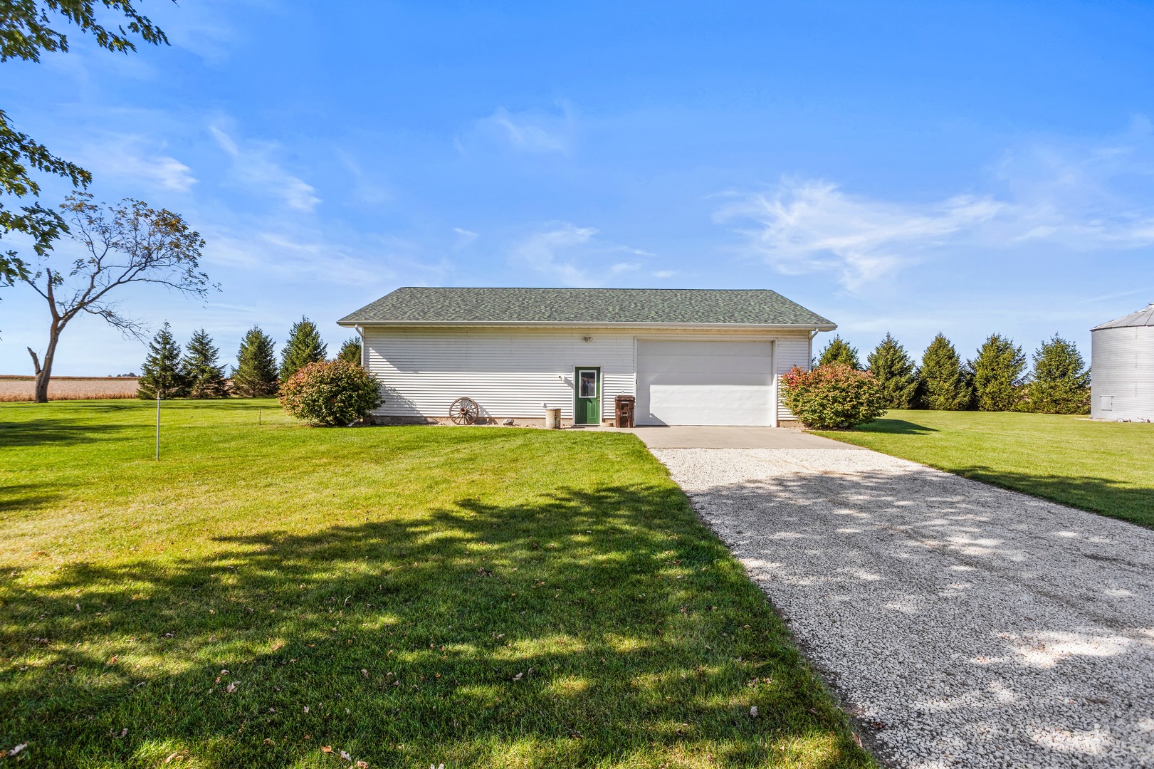 Property photo 35