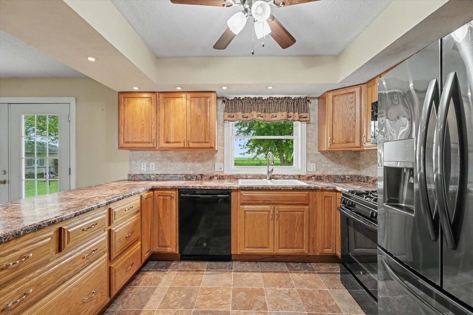 Property photo 17