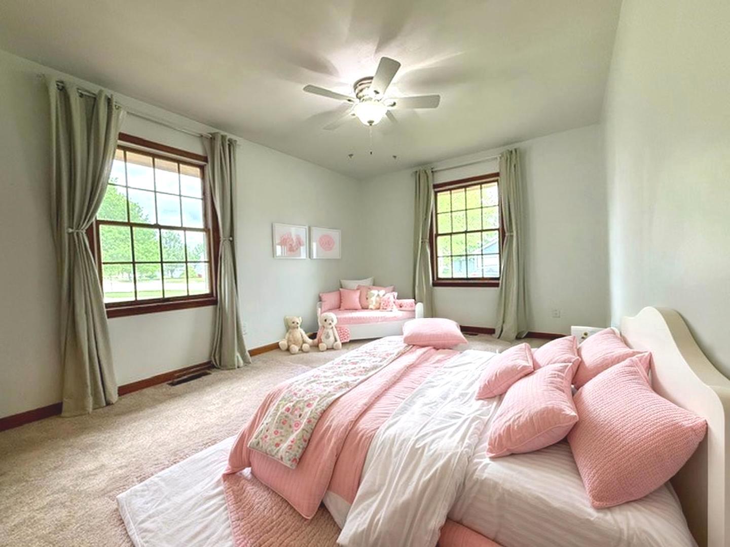 Property photo 98