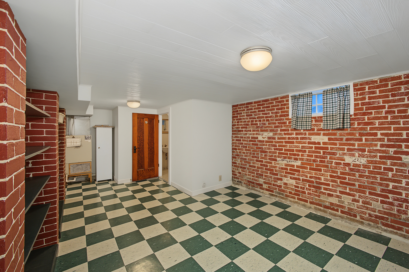 Property photo 35