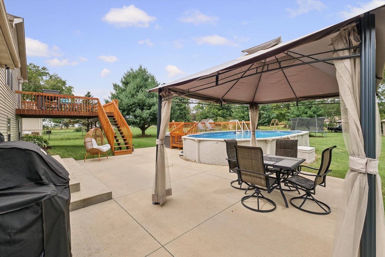 Property photo 36