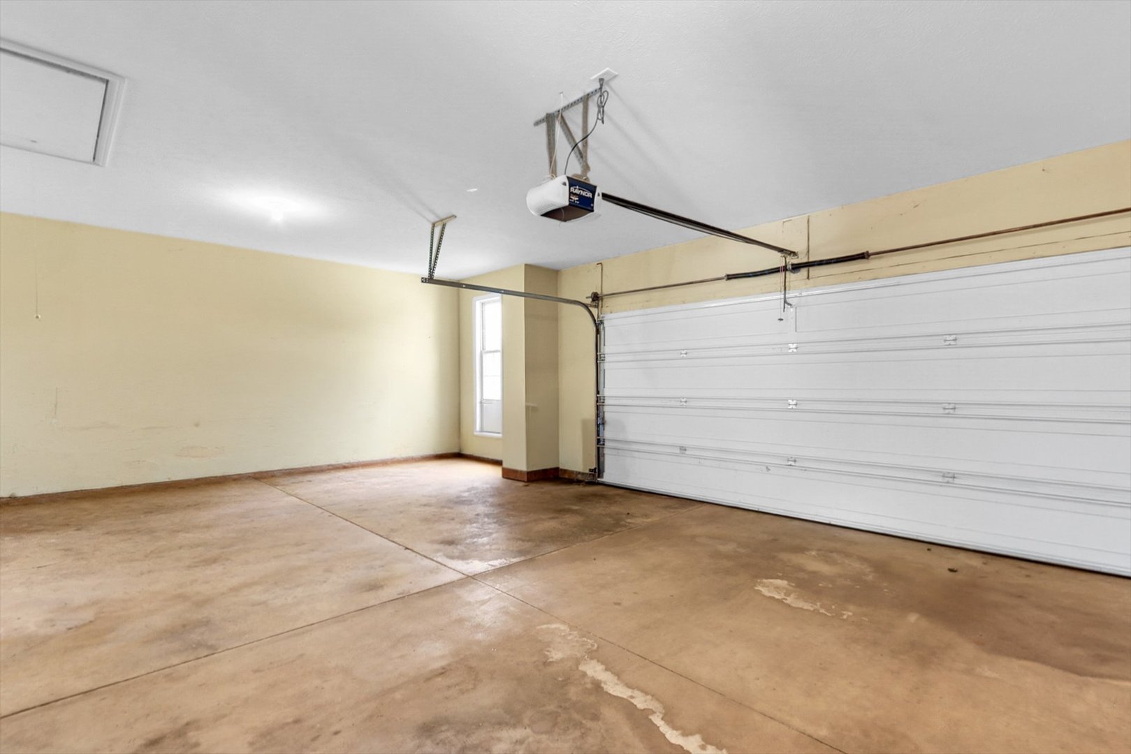 Property photo 40