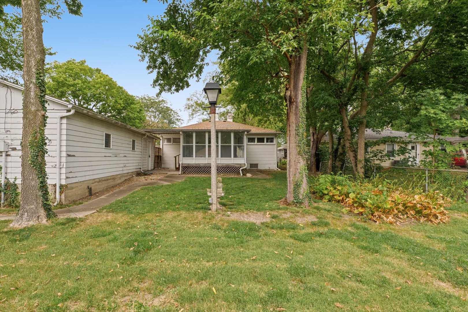 Property photo 36