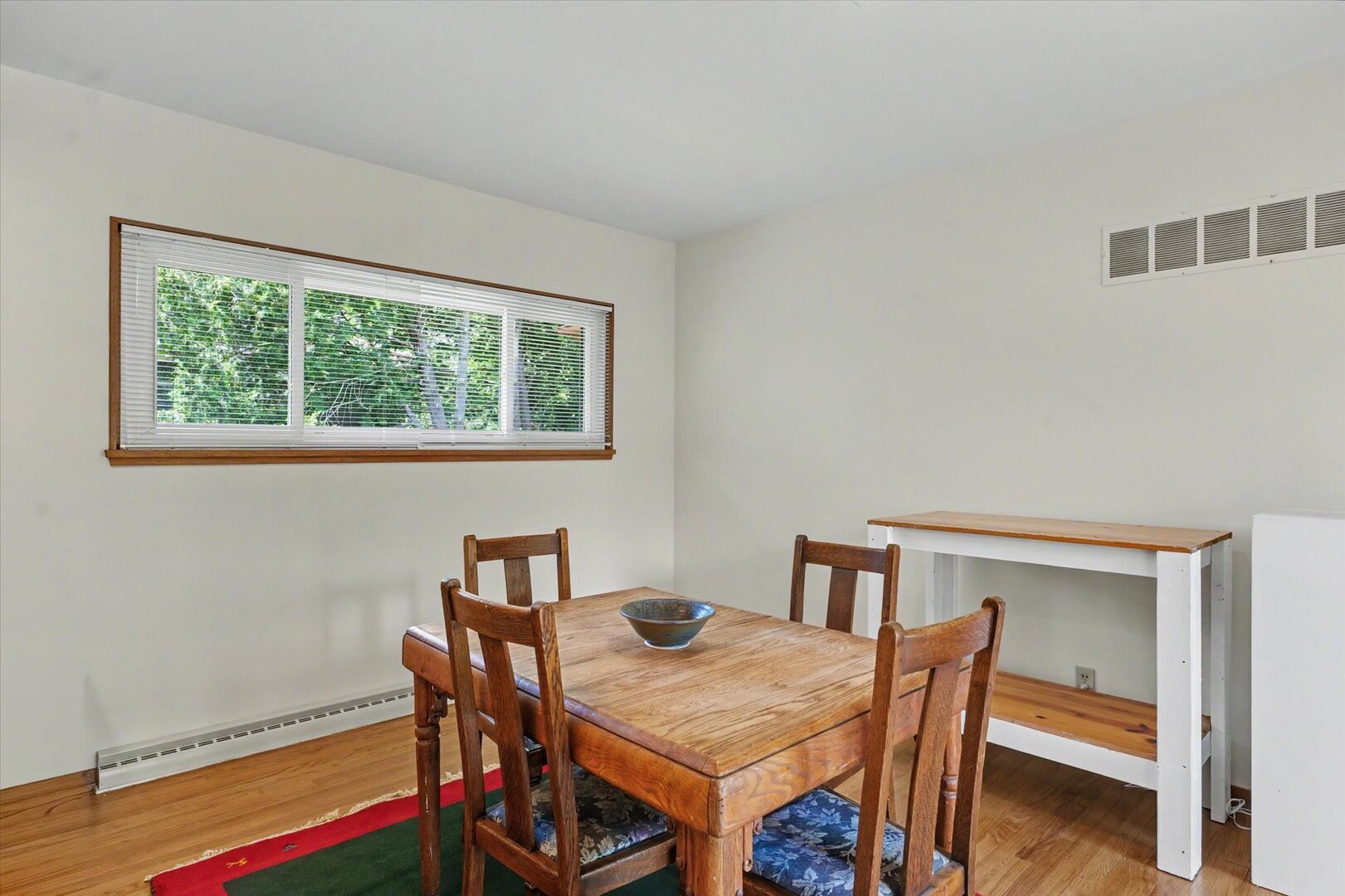Photo 8 of 306 Sunnycrest Court