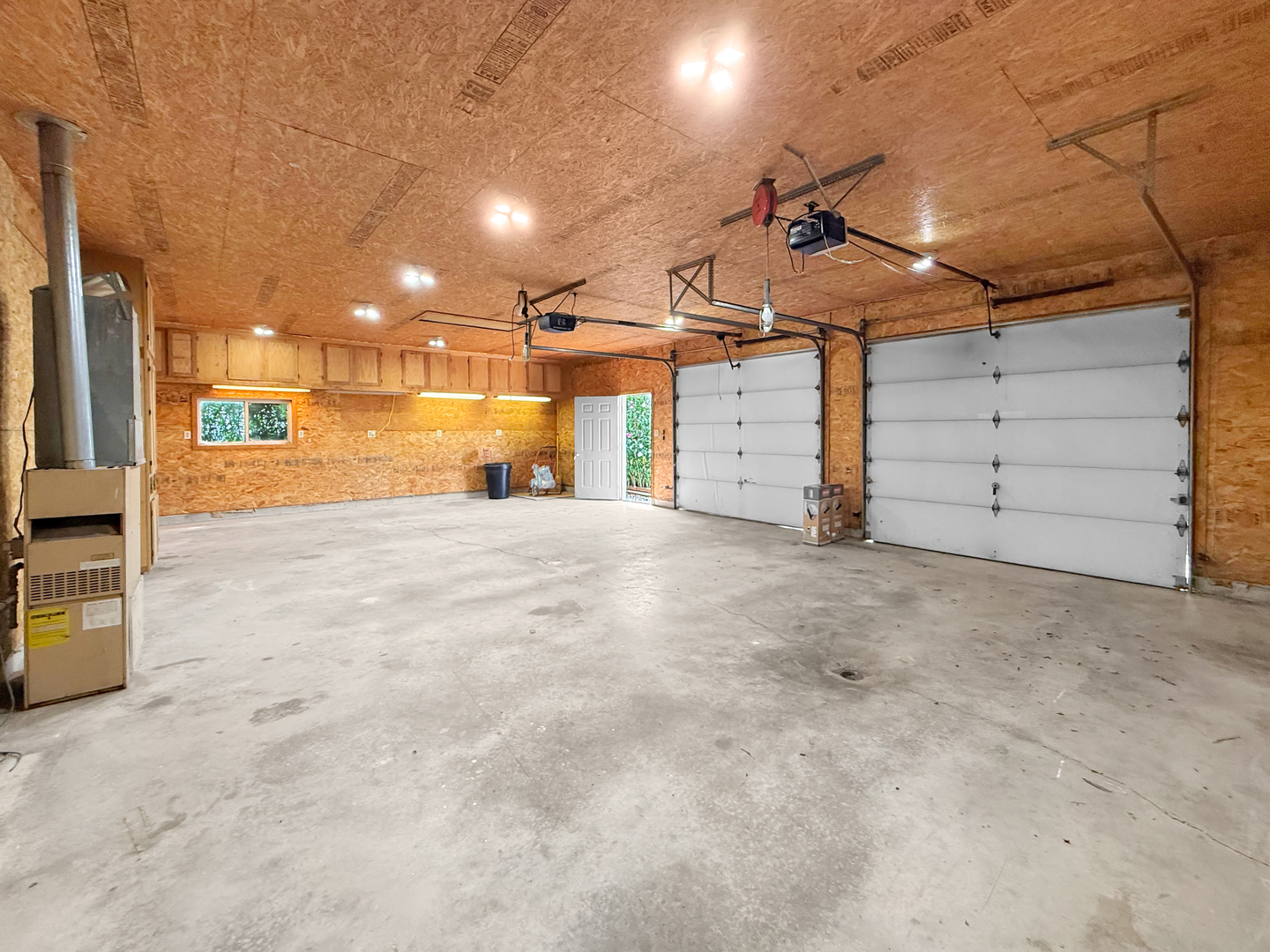 Property photo 35