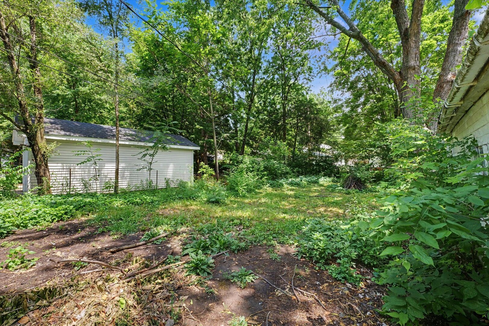 Photo 29 of 402 S Johnson Avenue