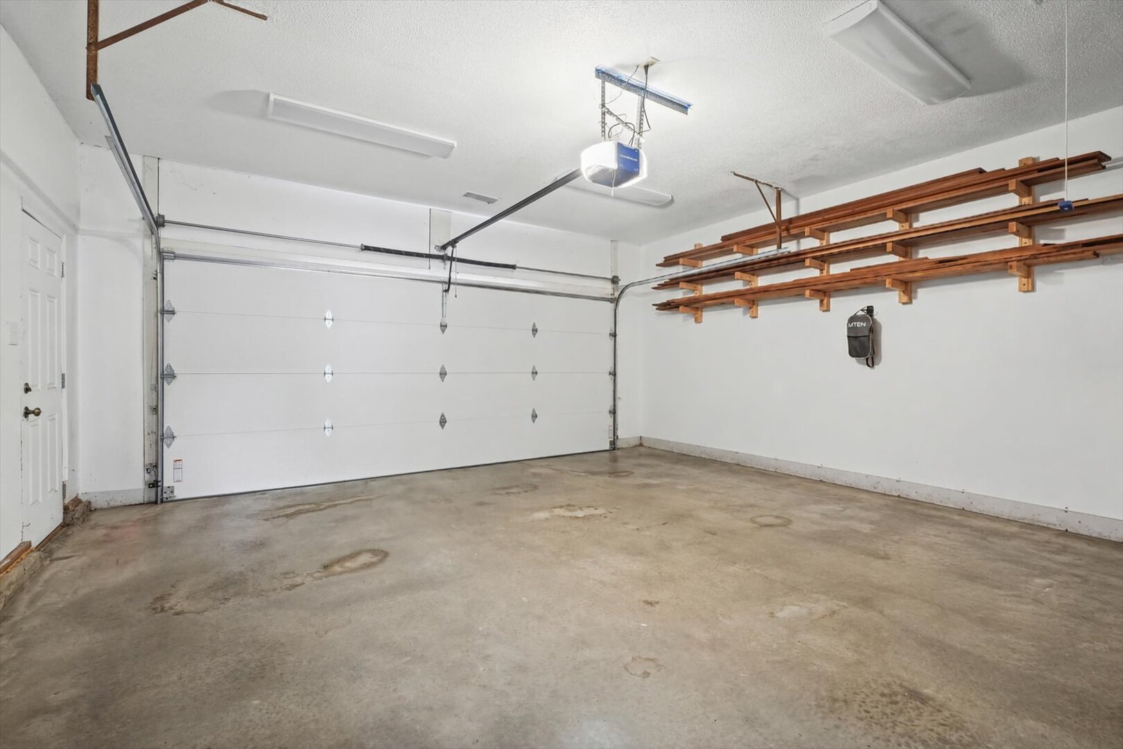 Property photo 50