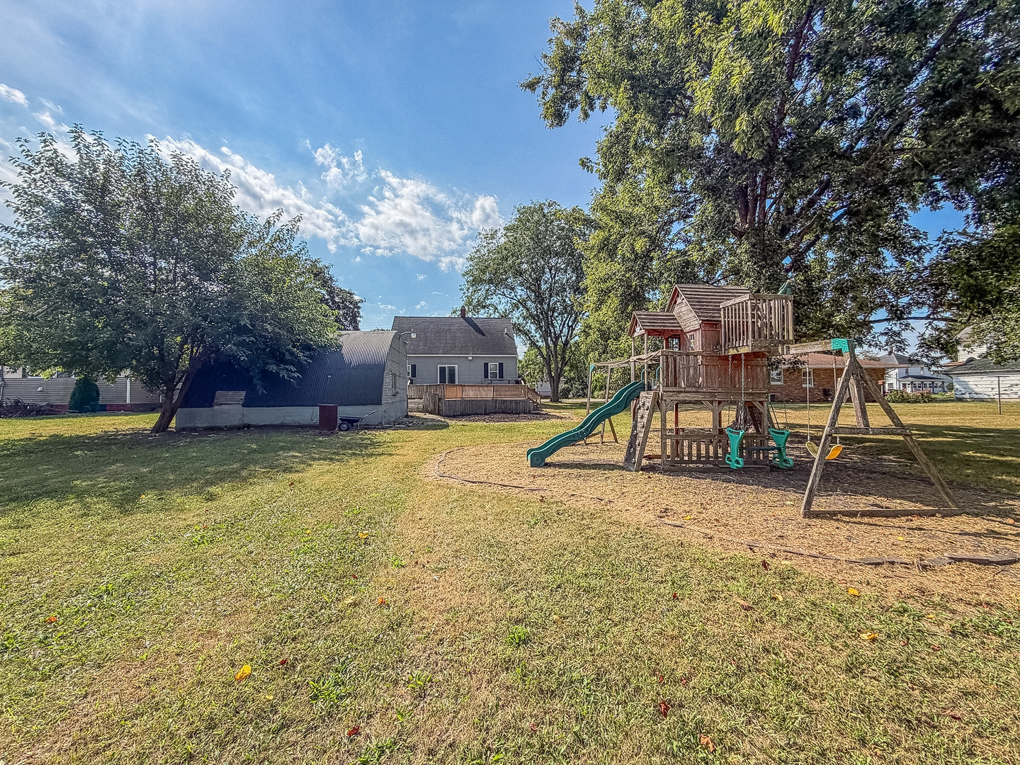 Property photo 35