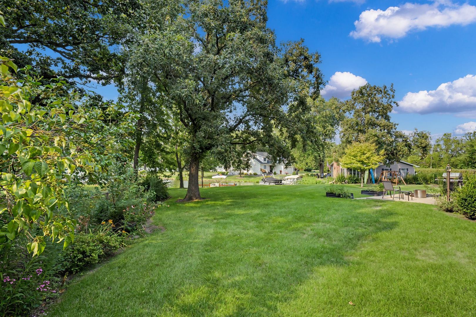 Property photo 93