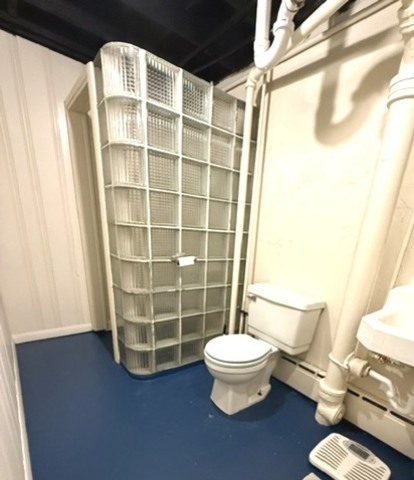 Full bath  - basement