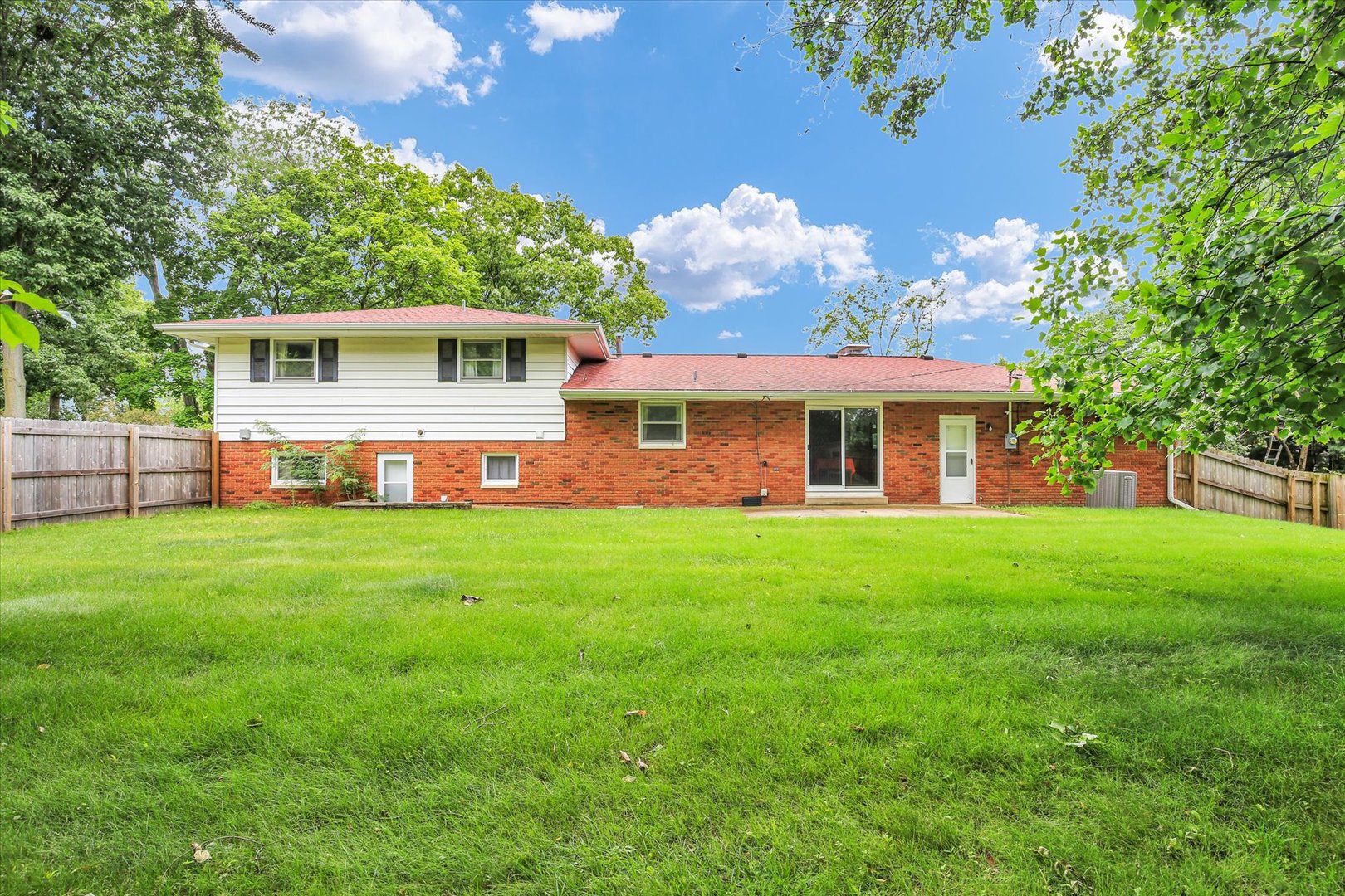 Property photo 32