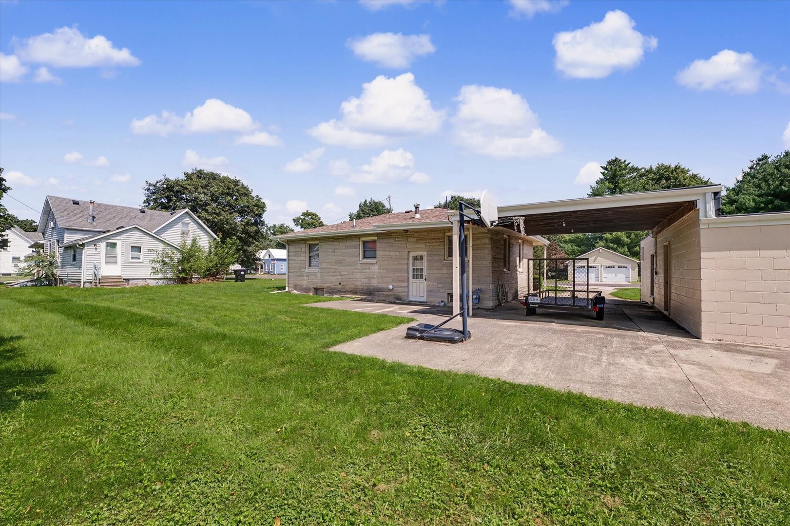 Property photo 34