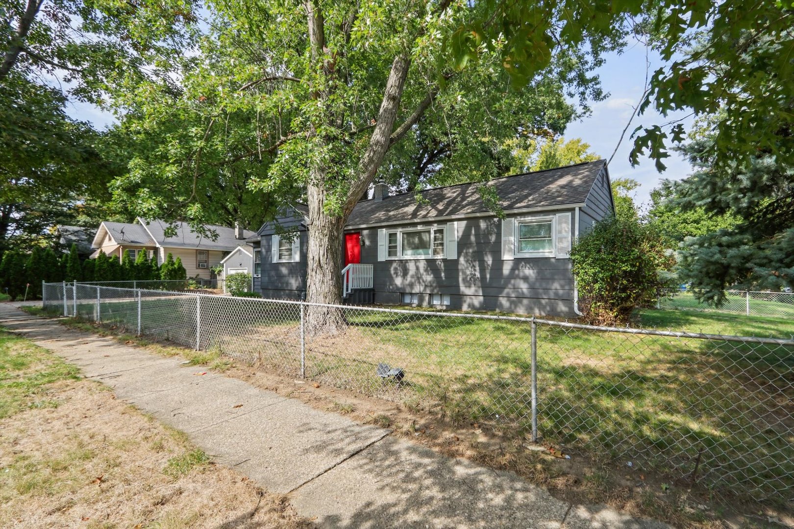 Property photo 43