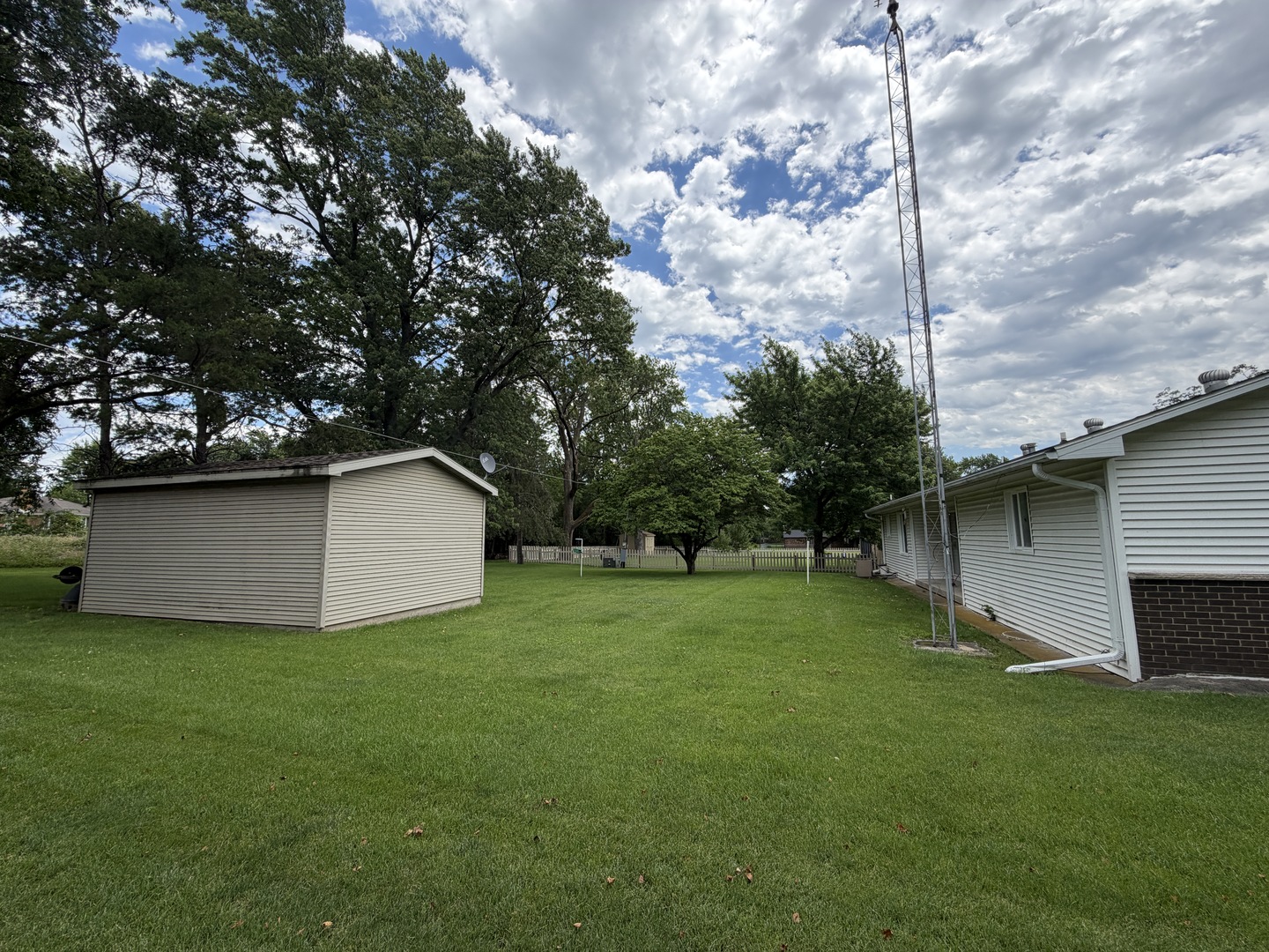 Property photo 25