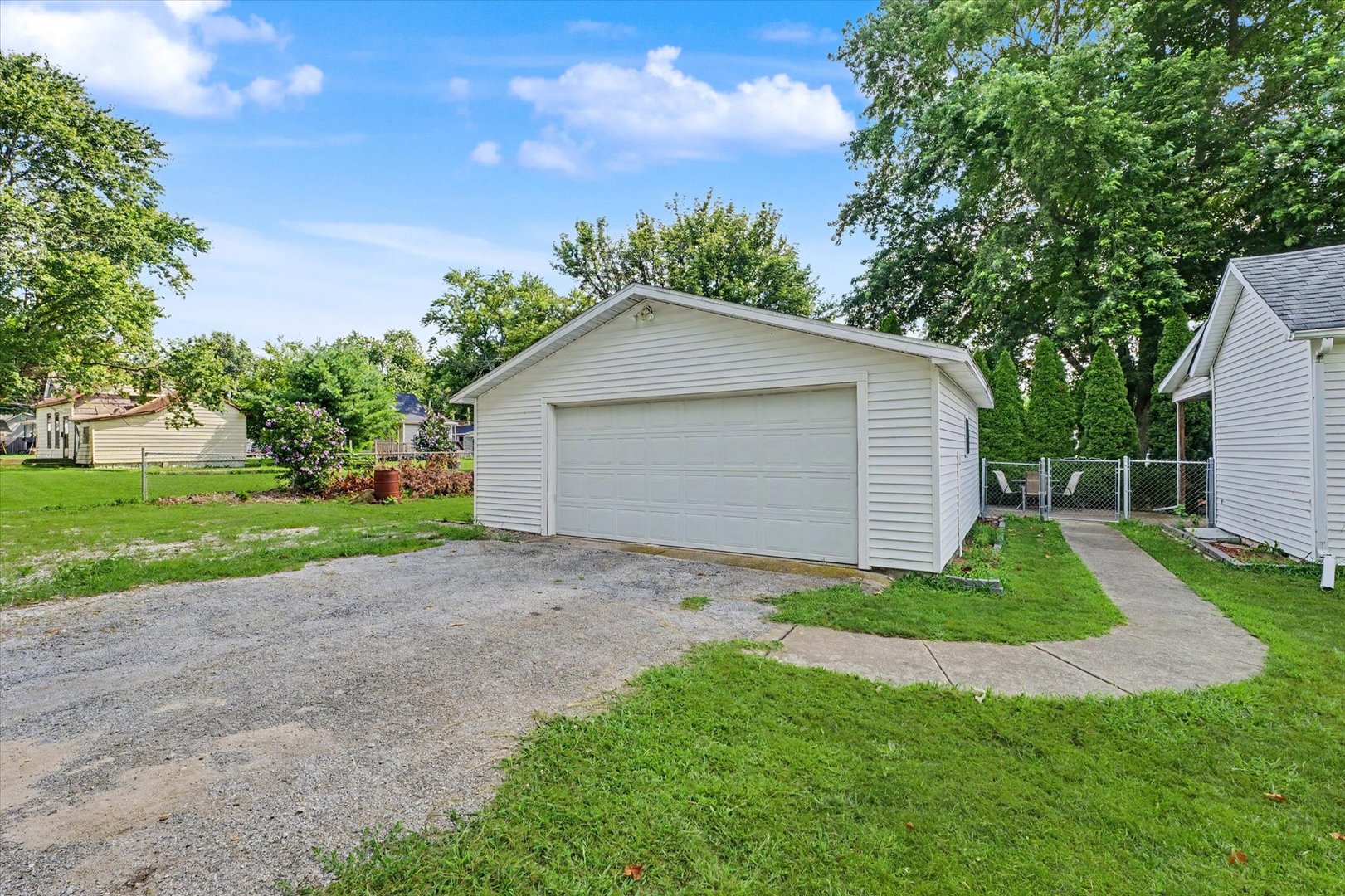 Property photo 30