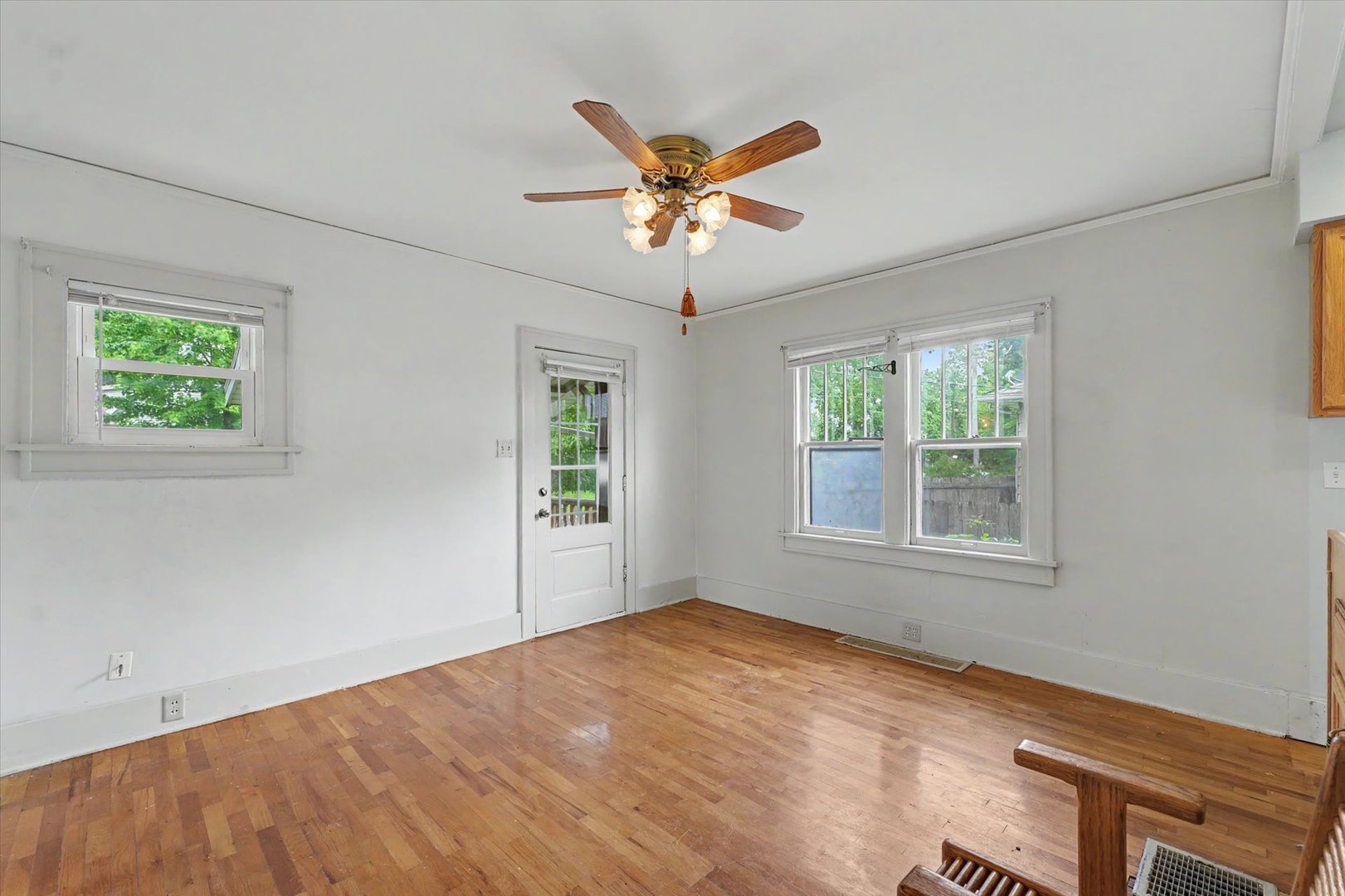 Photo 8 of 206 N Victor Street