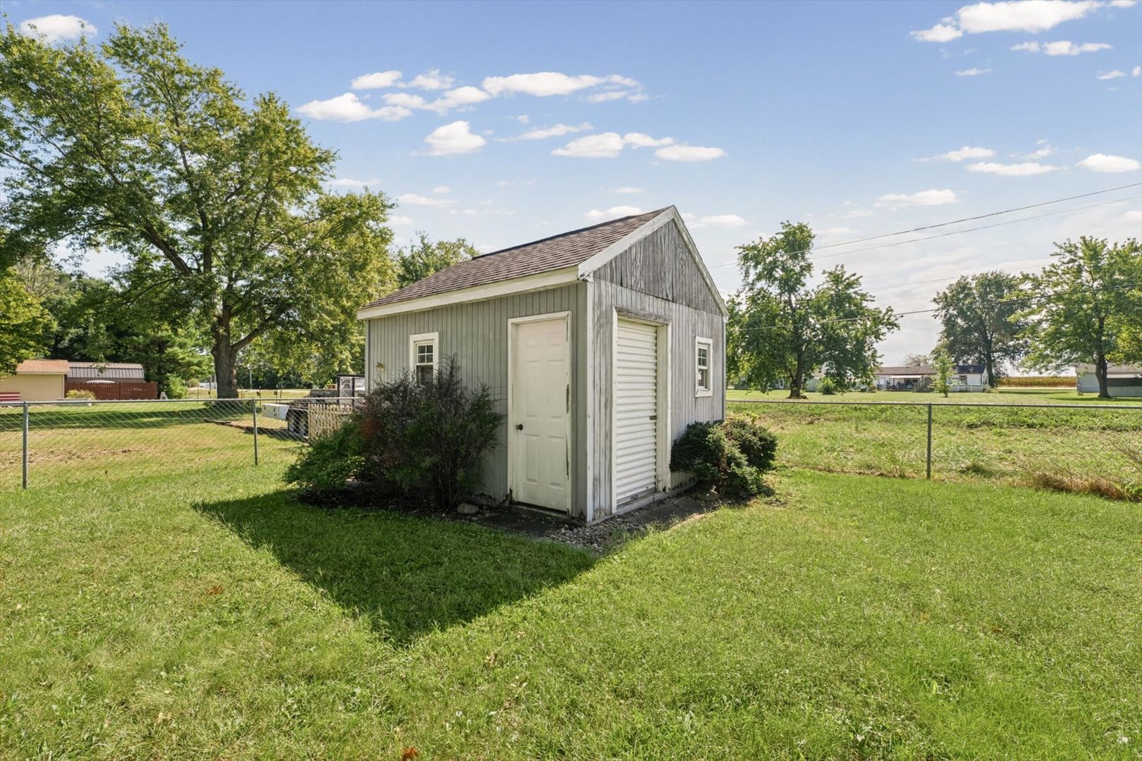 Property photo 28